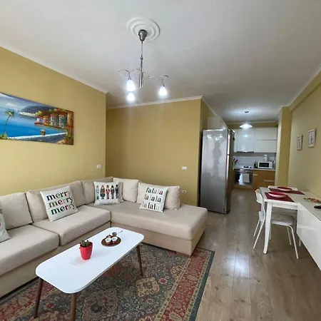 Apartment Ergi's Host *
